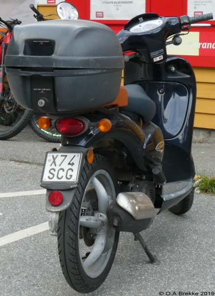 Italy moped series X74 SCG.jpg (148 kB)