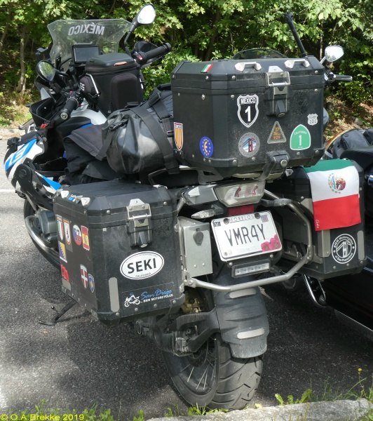 Mexico Morelos motorcycle series VMR4Y.jpg (215 kB)
