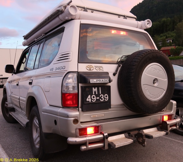 Macau former normal series rear plate MI-49-39.jpg (142 kB)