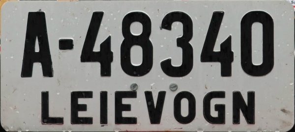 Norway antique vehicle series LEIEVOGN close-up A-48340.jpg (68 kB)