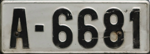 Norway antique vehicle series close-up A-6681.jpg (60 kB)