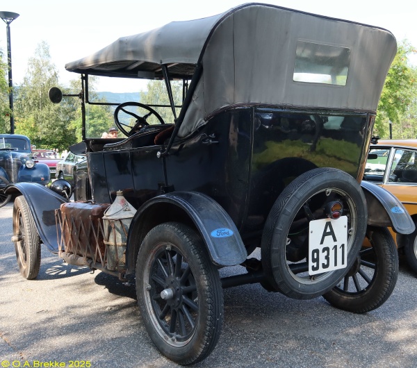 Norway antique vehicle series A-9311.jpg (172 kB)