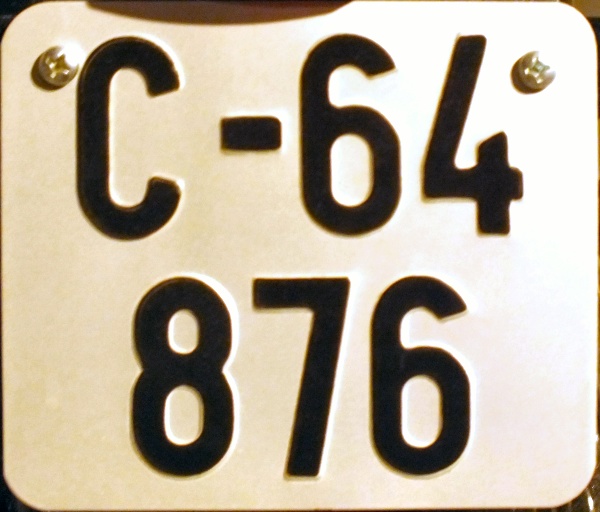 Norway antique vehicle series close-up C-64876.jpg (99 kB)