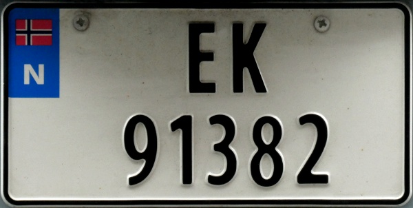 Norway electrically powered vehicle series close-up EK 91382.jpg (49 kB)