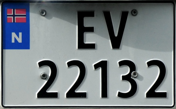 Norway electrically powered vehicle series close-up EV 22132.jpg (99 kB)