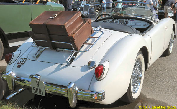 Norway antique vehicle series H-5001.jpg (78 kB)