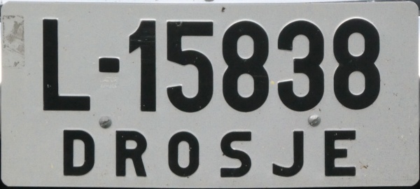 Norway antique vehicle series taxi close-up L-15838.jpg (81 kB)
