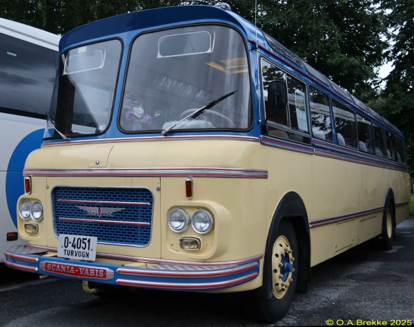 Norway antique vehicle series excursion coach O-4051.jpg (145 kB)