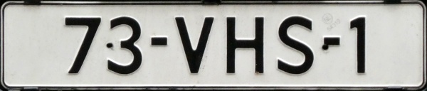 Netherlands repeater plate close-up 73-VHS-1.jpg (58 kB)
