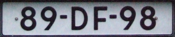 Netherlands repeater plate close-up 89-DF-98.jpg (34 kB)
