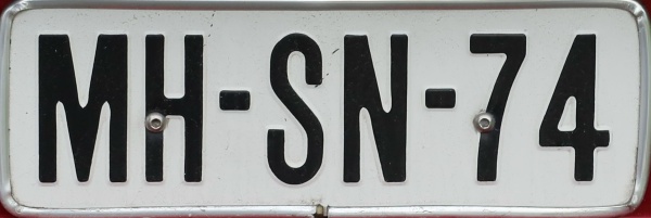 Netherlands motorcycle trailer repeater plate MH-SN-74.jpg (57 kB)