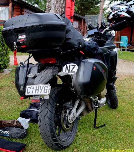 New Zealand motorcycle series C1HYG.jpg (207 kB)