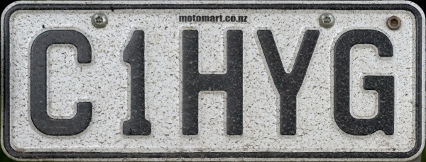 New Zealand motorcycle series close-up C1HYG.jpg (101 kB)