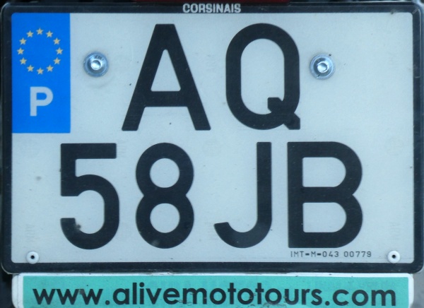 Portugal normal series motorcycle close-up AQ 58 JB.jpg (116 kB)
