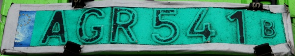 Sweden dealer plate series close-up AGR 541 B.jpg (54 kB)