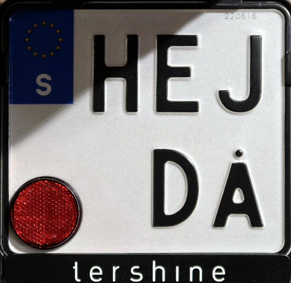 Sweden personalised series motorcycle close-up HEJ DÅ.jpg (386 kB)