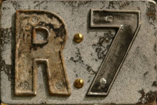 Sweden former normal series motorcycle rear plate close-up R 7.jpg (157 kB)