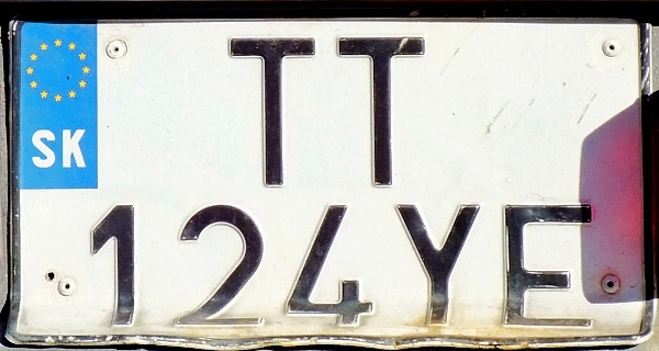 Slovakia former trailer series close-up TT-124 YE.jpg (78 kB)