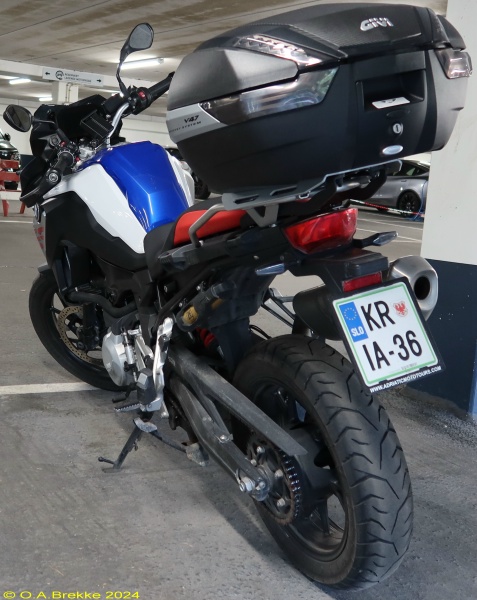 Slovenia motorcycle series KR IA-36.jpg (136 kB)