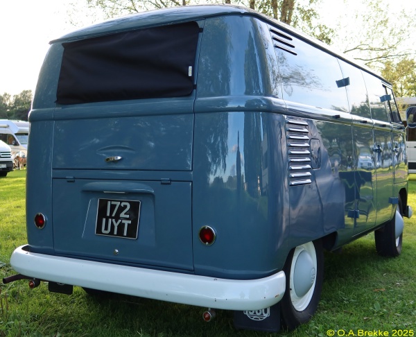 Great Britain former normal series 172 UYT.jpg (135 kB)