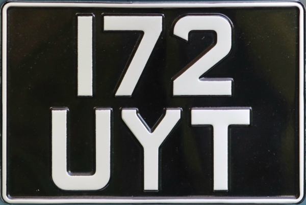 Great Britain former normal series close-up 172 UYT.jpg (81 kB)