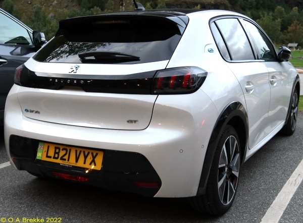 Great Britain normal series rear plate zero emission vehicle LB21 VYX.jpg (119 kB)