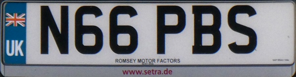 Great Britain former personalised series front plate close-up N66 PBS.jpg (71 kB)