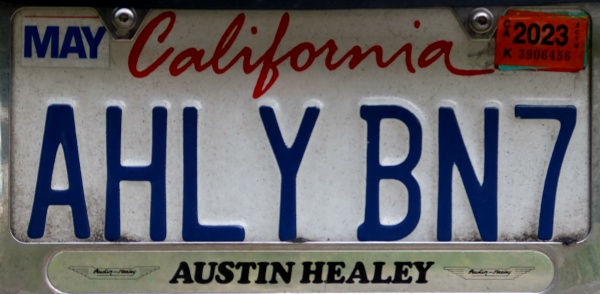USA California personalized close-up AHLY BN7.jpg (87 kB)