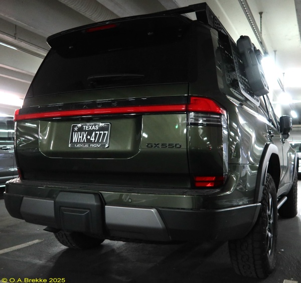 USA Texas Classic Black optional base former style WHX 4777.jpg (122 kB)