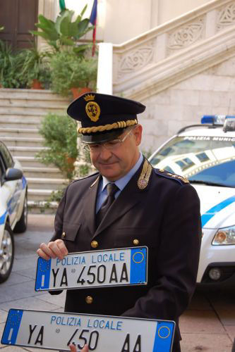 Italy local police series YA 450 AA.jpg (40 kB)